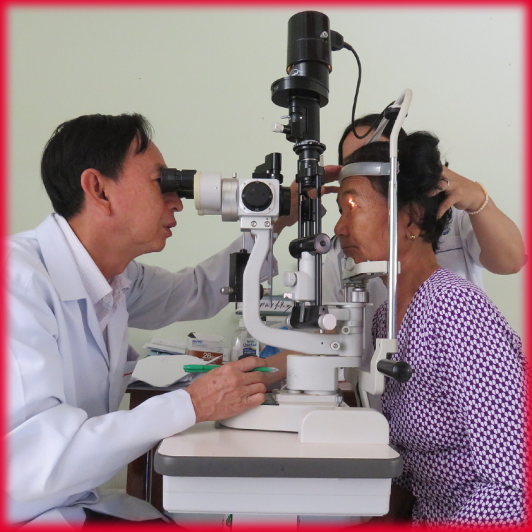 Ork Lay Seang Cambodian Cataract Patient with Dr. Barang