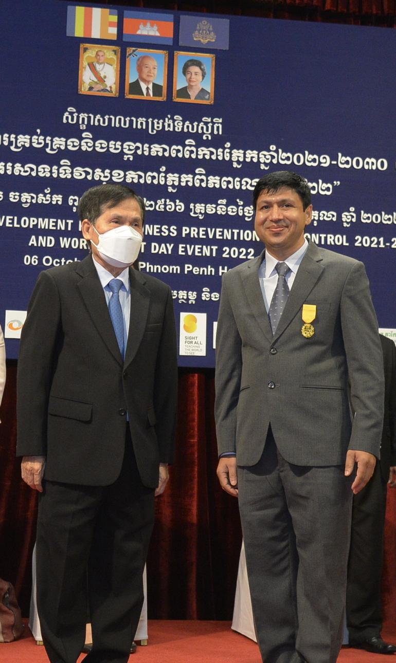 Roshan Bista Seva Cambodia honoured with Royal Decree by Secretary of State 
