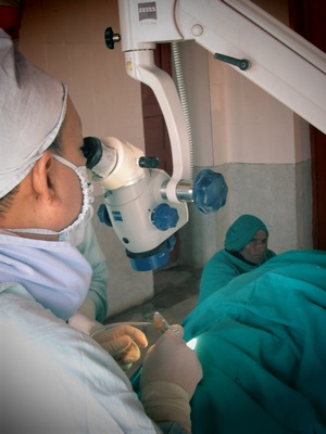 Cataract surgery at eye camp Nepal 2012 Deanne Berman
